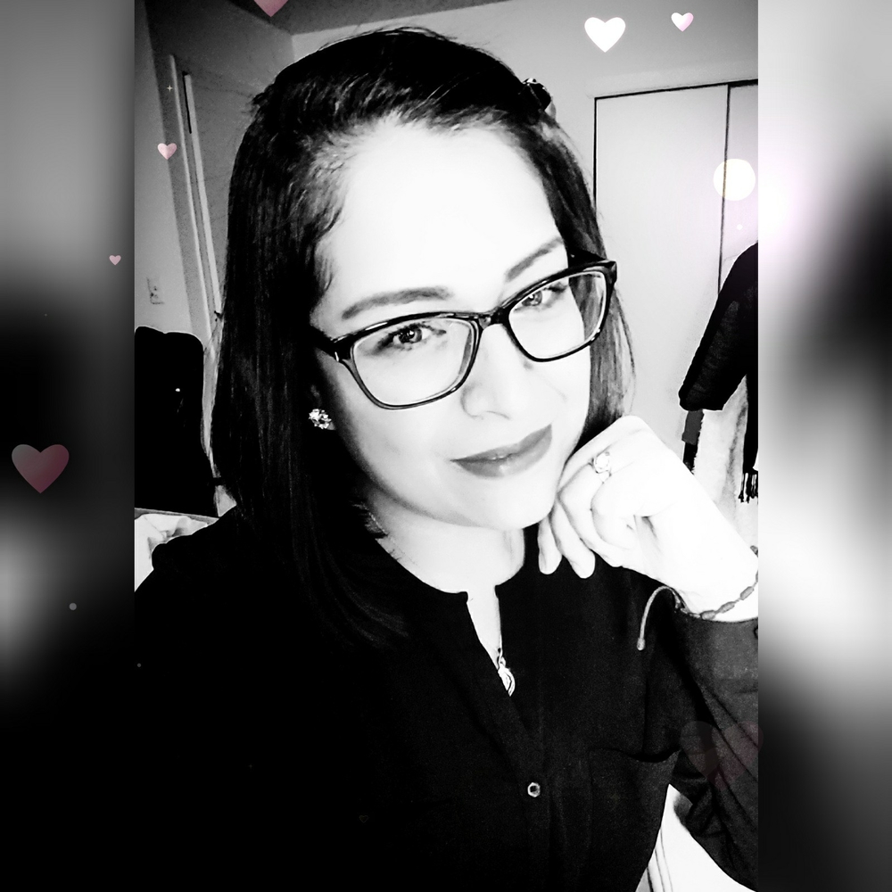 Meet your Posher, Alicia